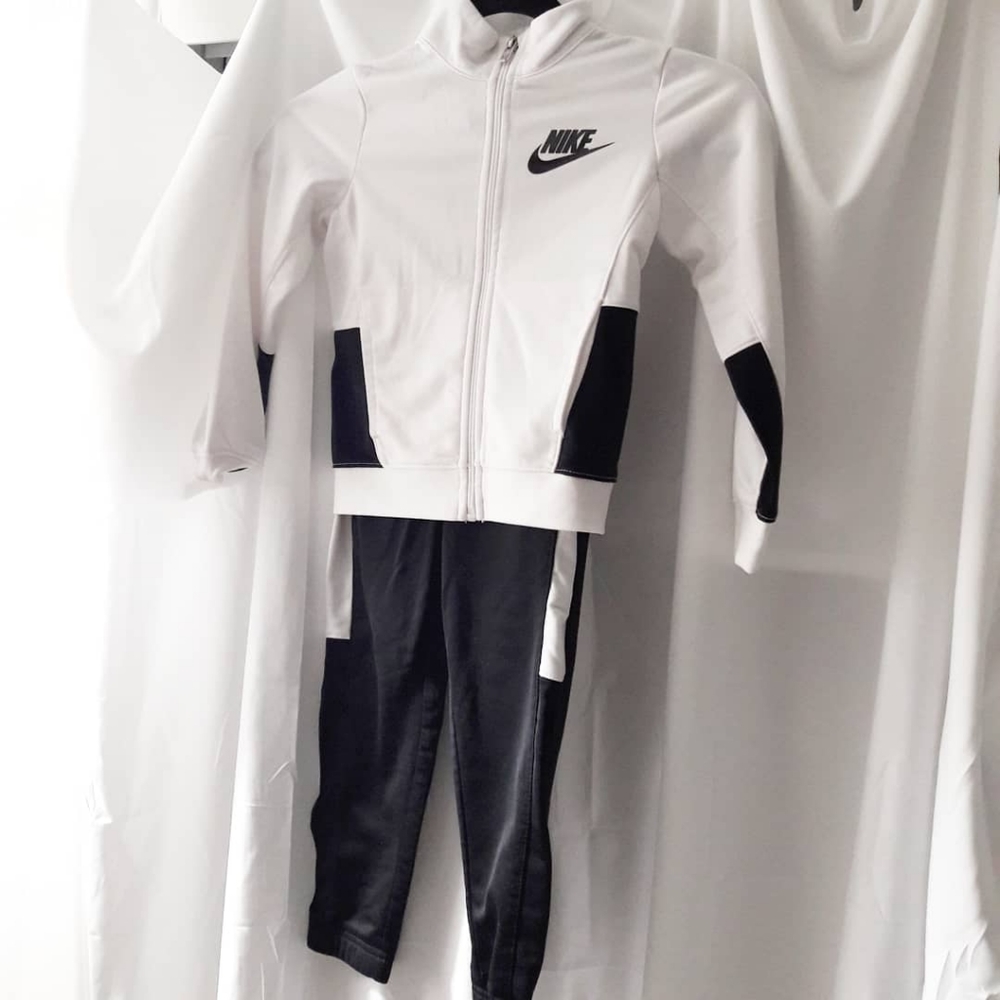 NIKE set